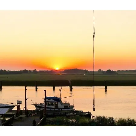 Buchbinder 5 Comfortable בית נופש *